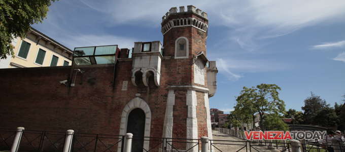 Un roman s-a spanzurat intr-un penitenciar din nordul Italiei