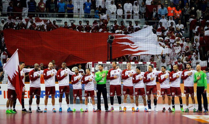 Qatarul vrea sa „inchirieze” fotbalisti pentru C.M. 2022