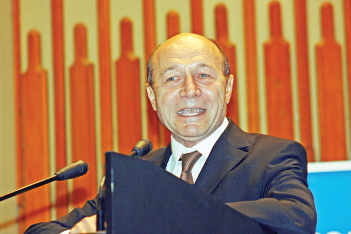 Traian Basescu recunoaste: „Sunt suspect!”. Atac dur la Firea, Nitu si Oreste!
