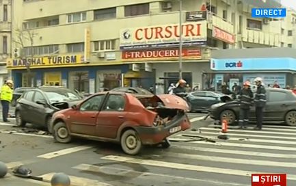 Accident cumplit in centrul Capitalei: doi oameni au murit si 10 au fost raniti!