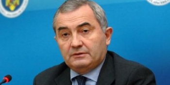 Lazar Comanescu se alatura echipei consilierilor prezidentiali. Klaus Iohannis a semnat decretul