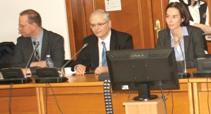 delegatia FMI Schaechter parlament crop - Ziarul National