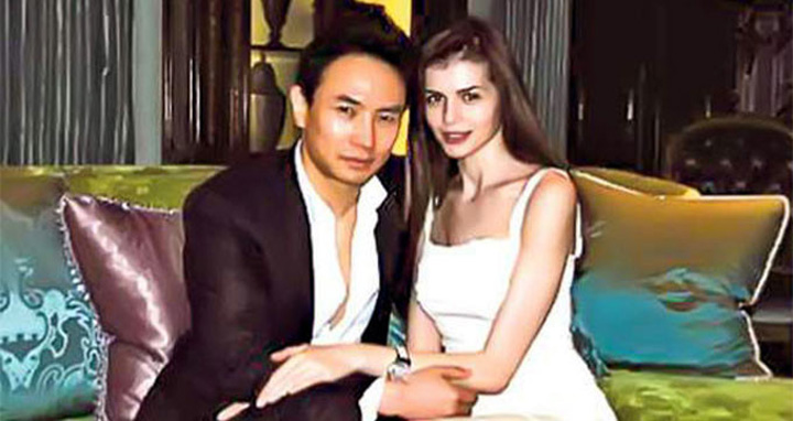 monica-gabor-mr-pink 2 - Ziarul National