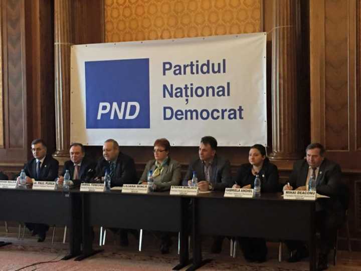 Fenechiu a lansat Partidul National Democrat