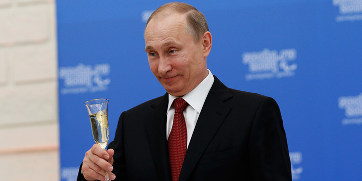Putin ieftineste vodca prin decret prezidential