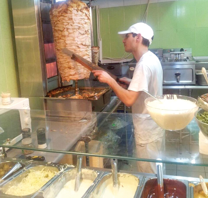 Mancarea fast-food, preferata bucurestenilor