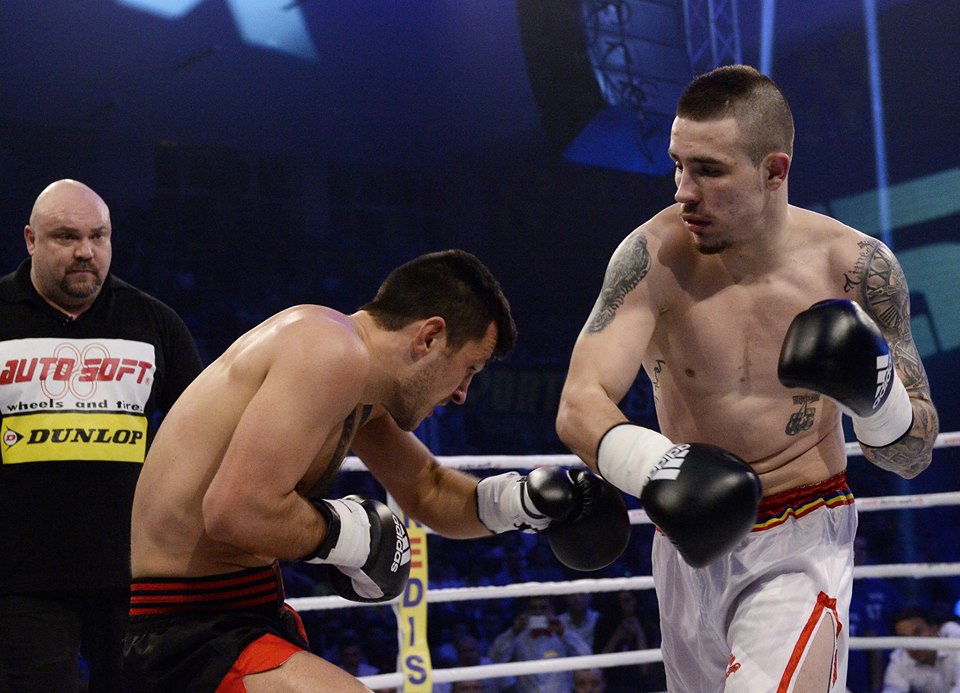 „Vikingul” Amansio Paraschiv, primul roman campion mondial New Heroes la categoria mijlocie