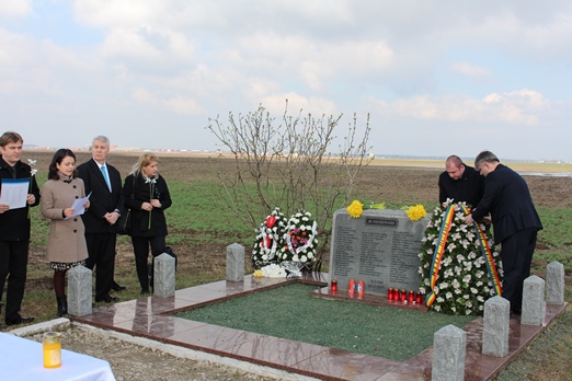 Doua decenii de la cel mai grav accident aviatic din Romania. Ceremonie la Balotesti, la locul tragediei