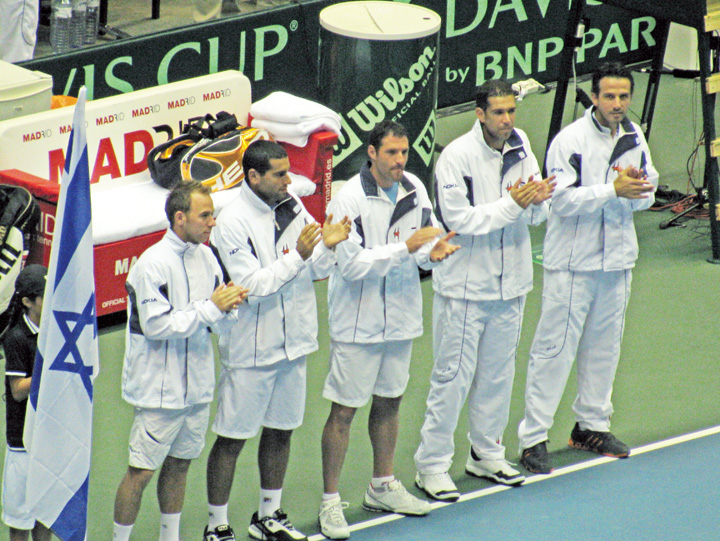 Romani contra romani in Cupa Davis