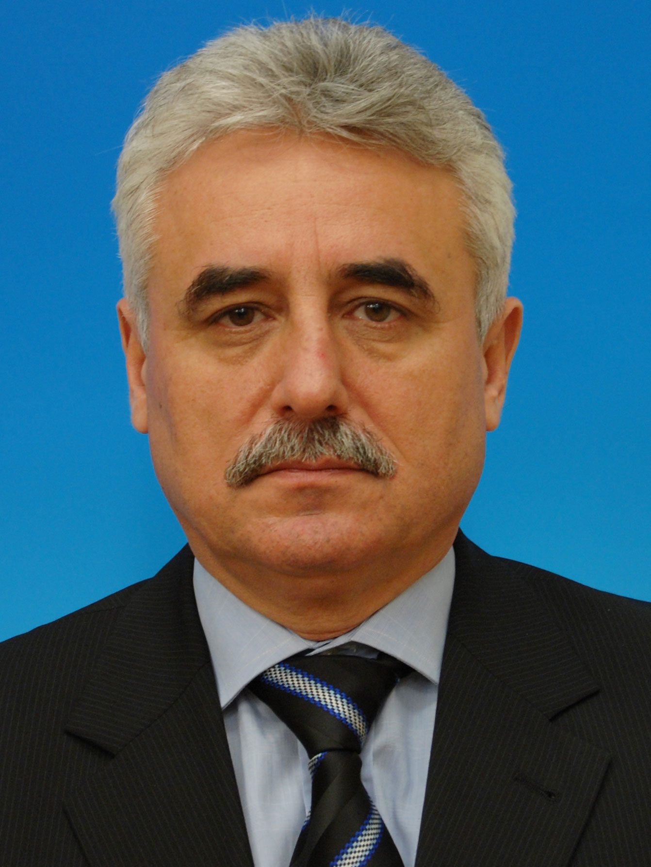 Viorel Stefan, propunerea lui Ponta pentru Ministerul Finantelor