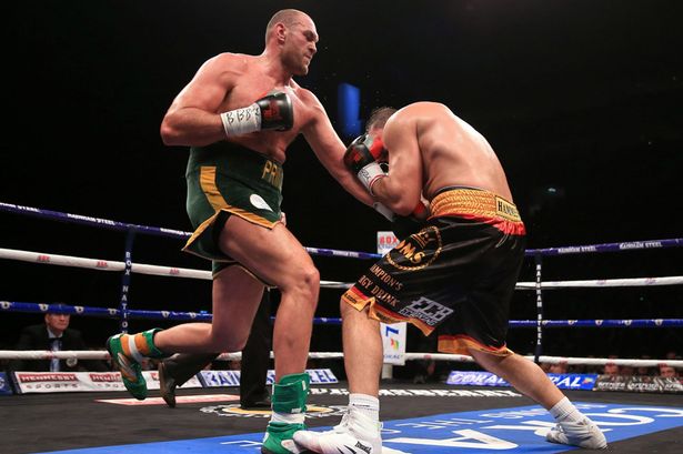 Cristian Ciocan a rezistat opt reprize in fata britanicului Tyson Fury