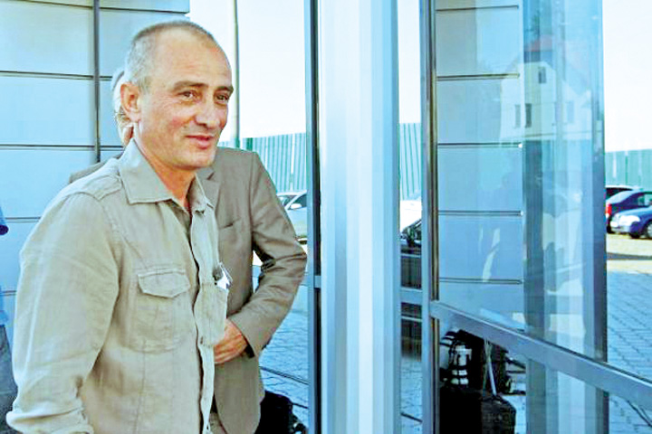 Lider politic ascuns dupa “paravanul” Bucsaru!