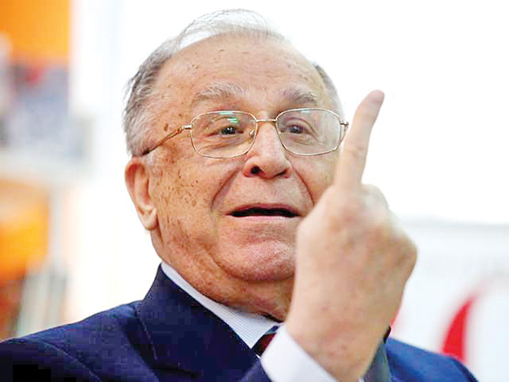 Iliescu arunca mineriadele in carca partidelor istorice