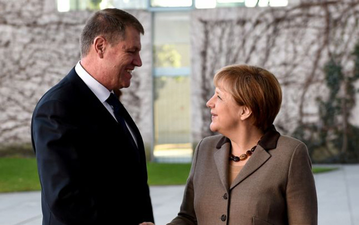 klaus cu angela - Ziarul National