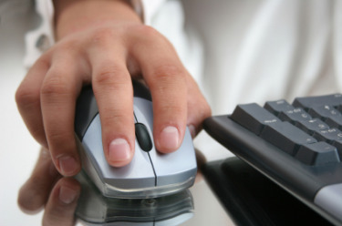 Greci, retinuti in Olt pentru fraude online