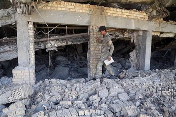 Mormantul lui Saddam Hussein, distrus in luptele contra ISIS
