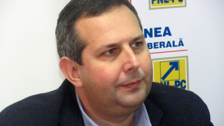 Deputatul Theodor Nicolescu, urmarit penal