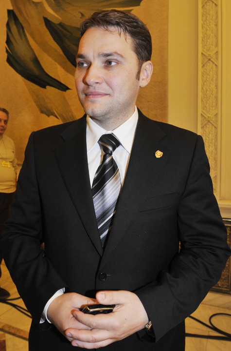 DAN SOVA-FANE (23) - Ziarul National