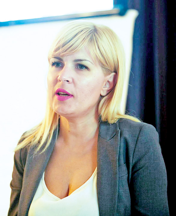 Elena Udrea: „Avem o clasa politica lasa si fricoasa”