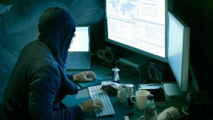 Hacker - Ziarul National