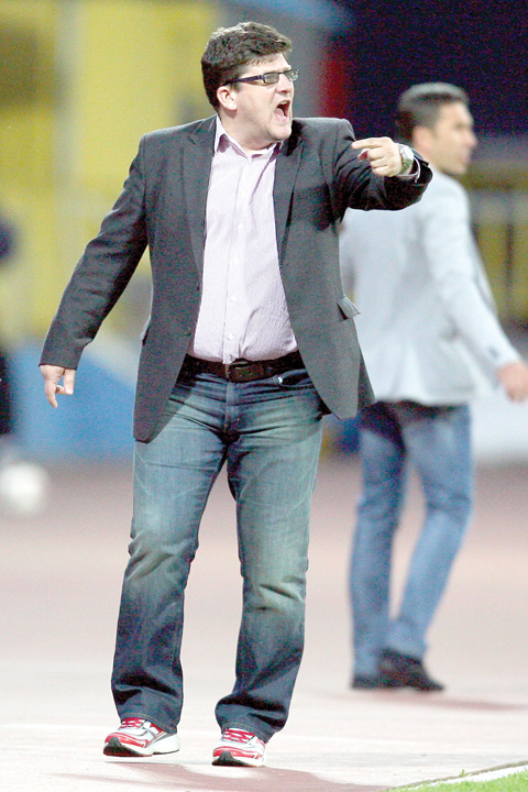 Stahanovistul Cristi Pustai: „Nu e timp de plans sau de ras, e timp doar de munca!” - Ziarul National