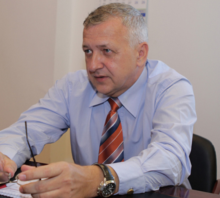 gelu diaconu - Ziarul National