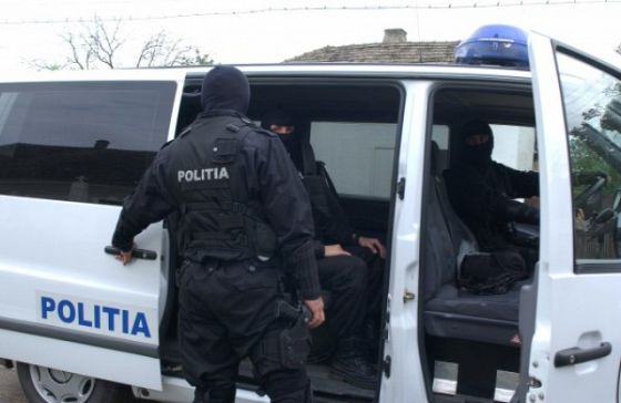 Perchezitii in Arges, urmate de audieri/Prejudiciul din dosar, estimat la aproape un milion de lei