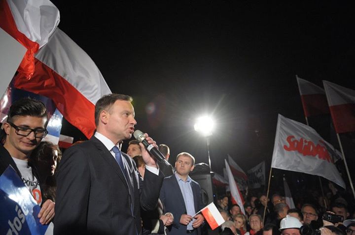 Polonezii si-au ales un nou presedinte