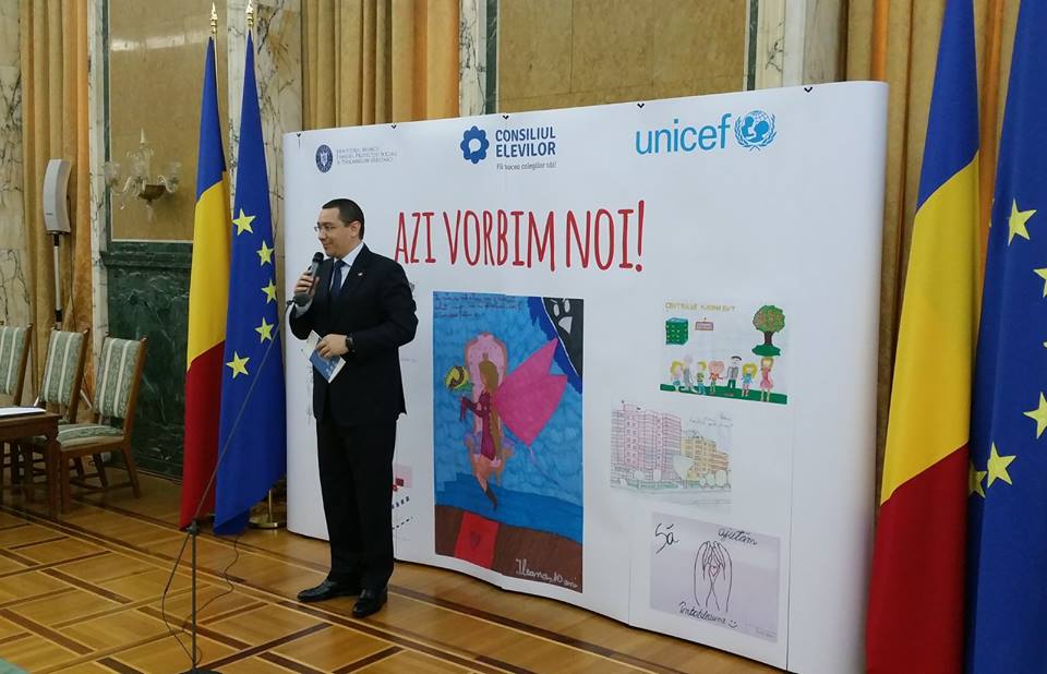 Copiii au insufletit sediul Guvernului. Ponta: poate faceti voi mai mult, in aceasta zi!