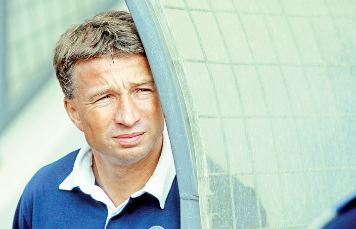 FOTBAL - DAN PETRESCU - UNIREA URZICENI - Ziarul National