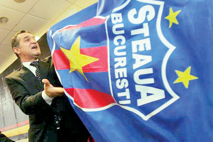 becali steag steaua emblema - Ziarul National