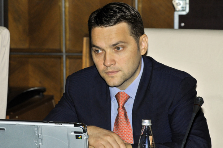 Dan Sova a pierdut procesul cu Monica Macovei si trebui sa-i achite daune insemnate