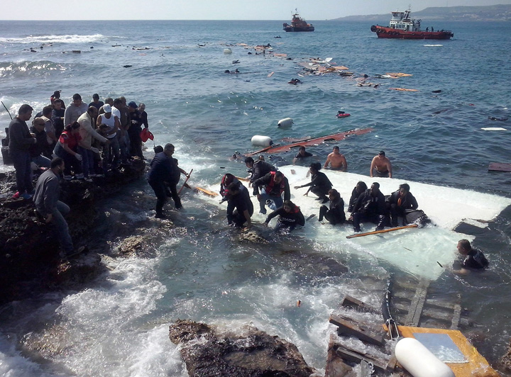 Comisia Europeana propune repartizarea a 20.000 de emigranti in tarile uniunii