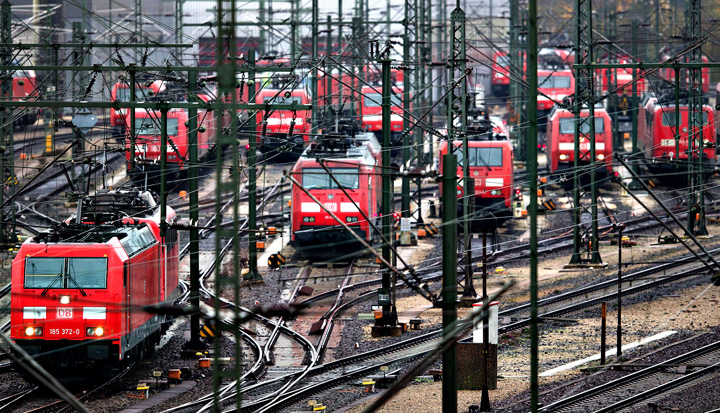 Germania, paralizata de o mega-greva a mecanicilor de locomotiva