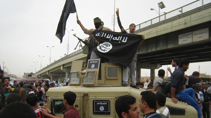 ISIS a ajuns la 100 km de Bagdad
