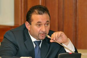 Deputatul Marian Ghiveciu, trei ani de inchisoare cu suspendare
