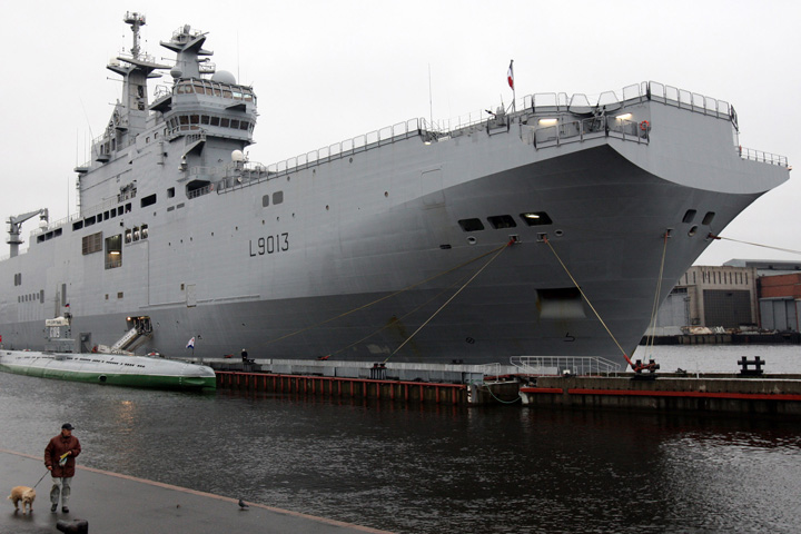 Oficialii rusi, tango cu Mistral