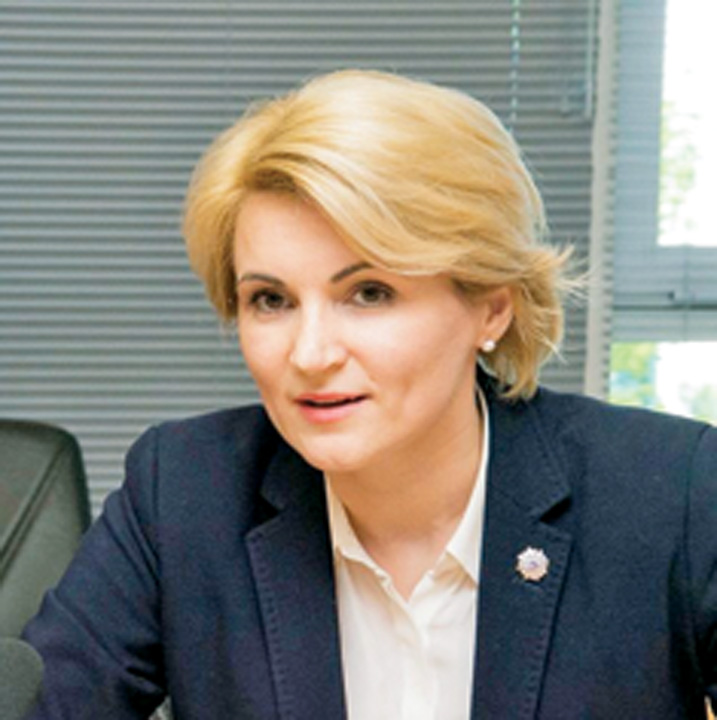 Opozitia ia la puricat afacerea Rompetrol