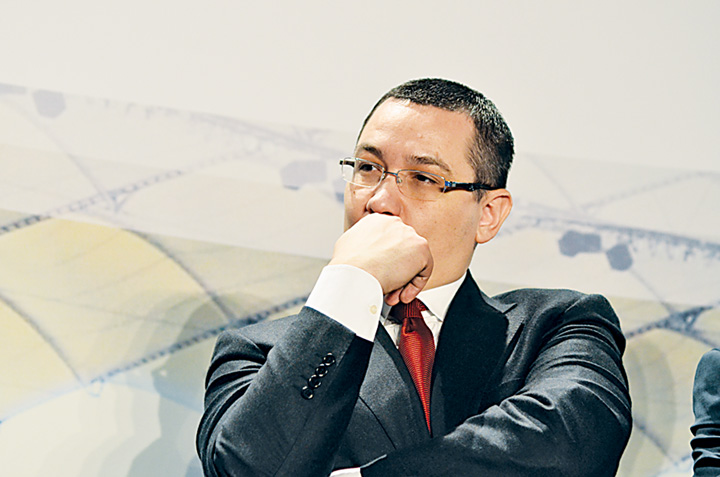 Ponta a discutat cu premierul sarb despre problema refugiatilor