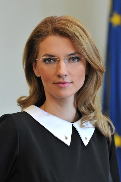 alina gorghiu - Ziarul National