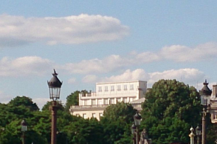 Ambasada SUA la Paris dispune de o statie de ascultare a telecomunicatiilor