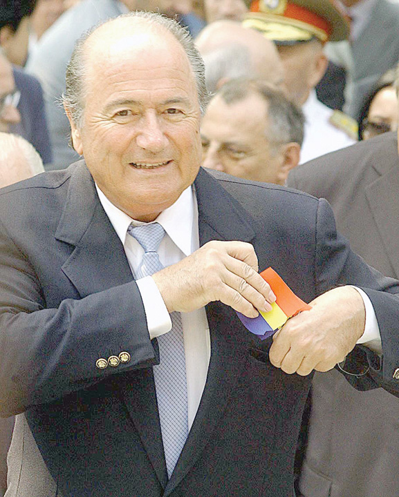 Blatter: „Condoleante pentru inventatorul stilului tiki-taka”