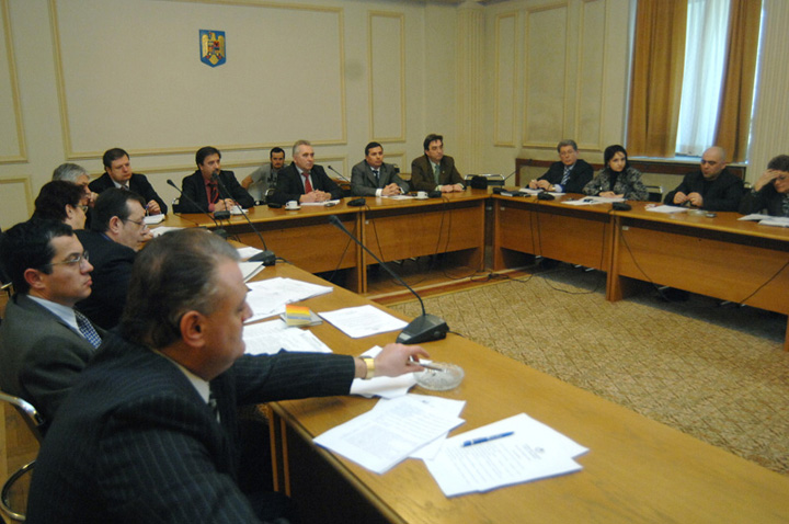 Deduceri de 1.600 de euro pentru sanatate si pensie