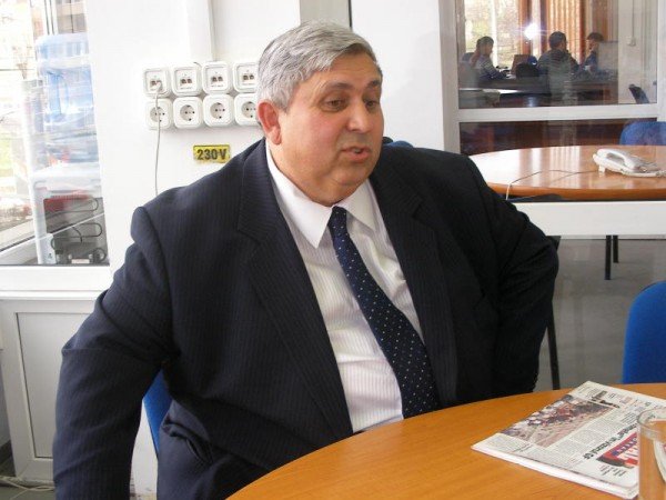 Vicepresedintele CJ Bihor, retinut de procurorii DNA