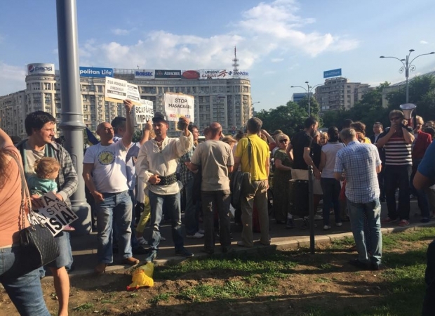 protest_victoriei_88968800 - Ziarul National