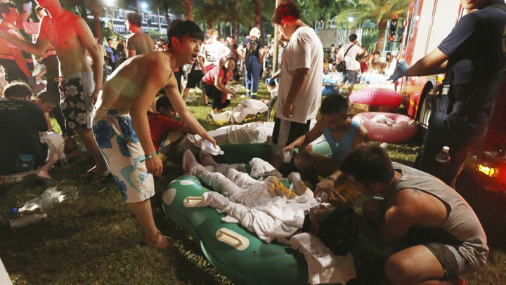 Peste 500 de persoane ranite in urma unei explozii intr-un parc din Taiwan