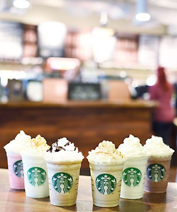 Starbucks a lansat noua gama Frapuccino. Cele sase noi arome sunt de-a dreptul mortale!
