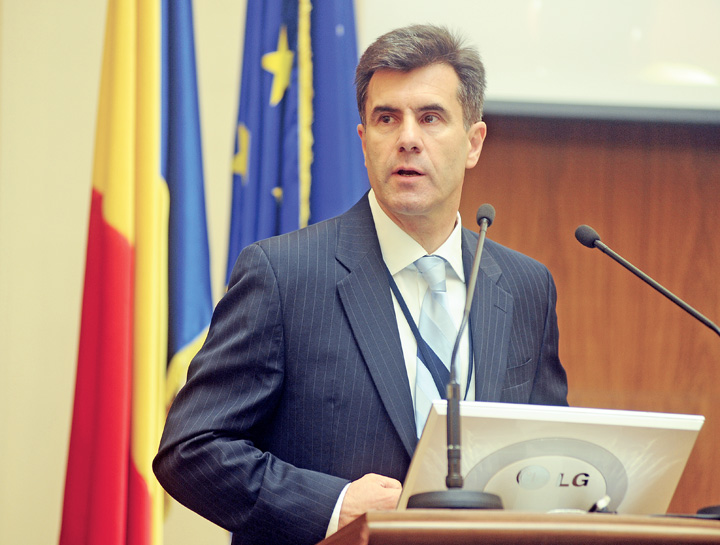 Lucian CROITORU-FANE (15)_1 - Ziarul National