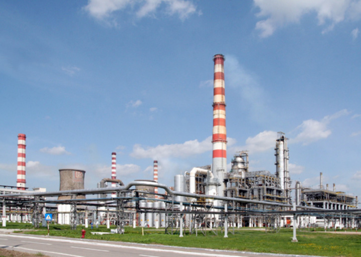 Rafinaria Petrotel Lukoil - Ziarul National