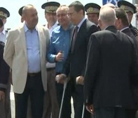 Ponta, in carje la inaugurarea unui nou tronson al Autostrazii Nadlac-Arad